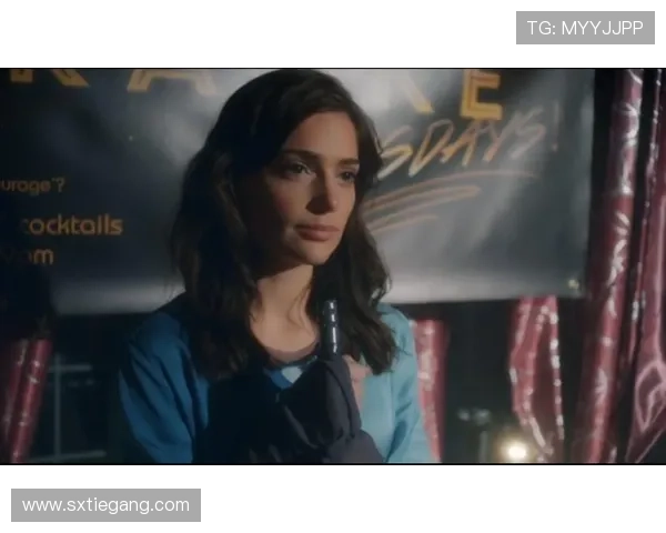 寒冬中的科技冷讽:重温《黑镜:圣诞特别篇》的别样温情 寒冬中的科技冷讽:重温《黑镜:圣诞特别篇》的别样温情