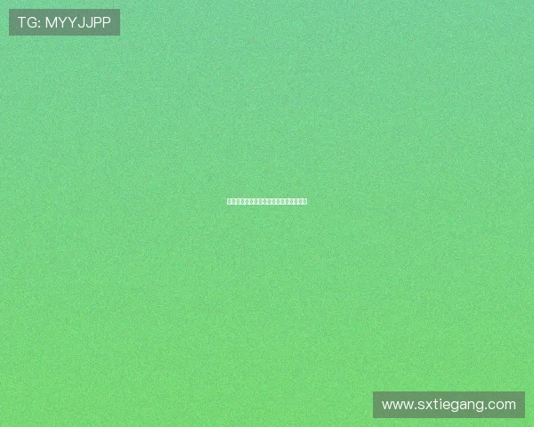 水中镜：映照古今，流转时光的诗意之鉴